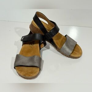 OTBT Black and silver Florence sling back Sandals size 7.5